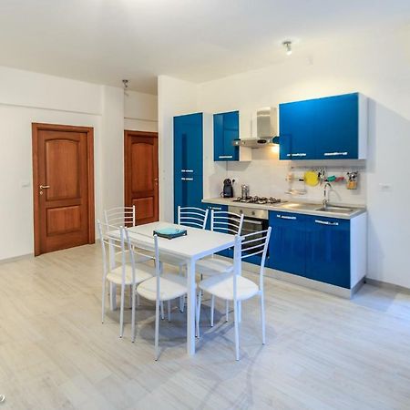 Appartamento Ristrutturato A Nuovo !!! Varazze Eksteriør bilde