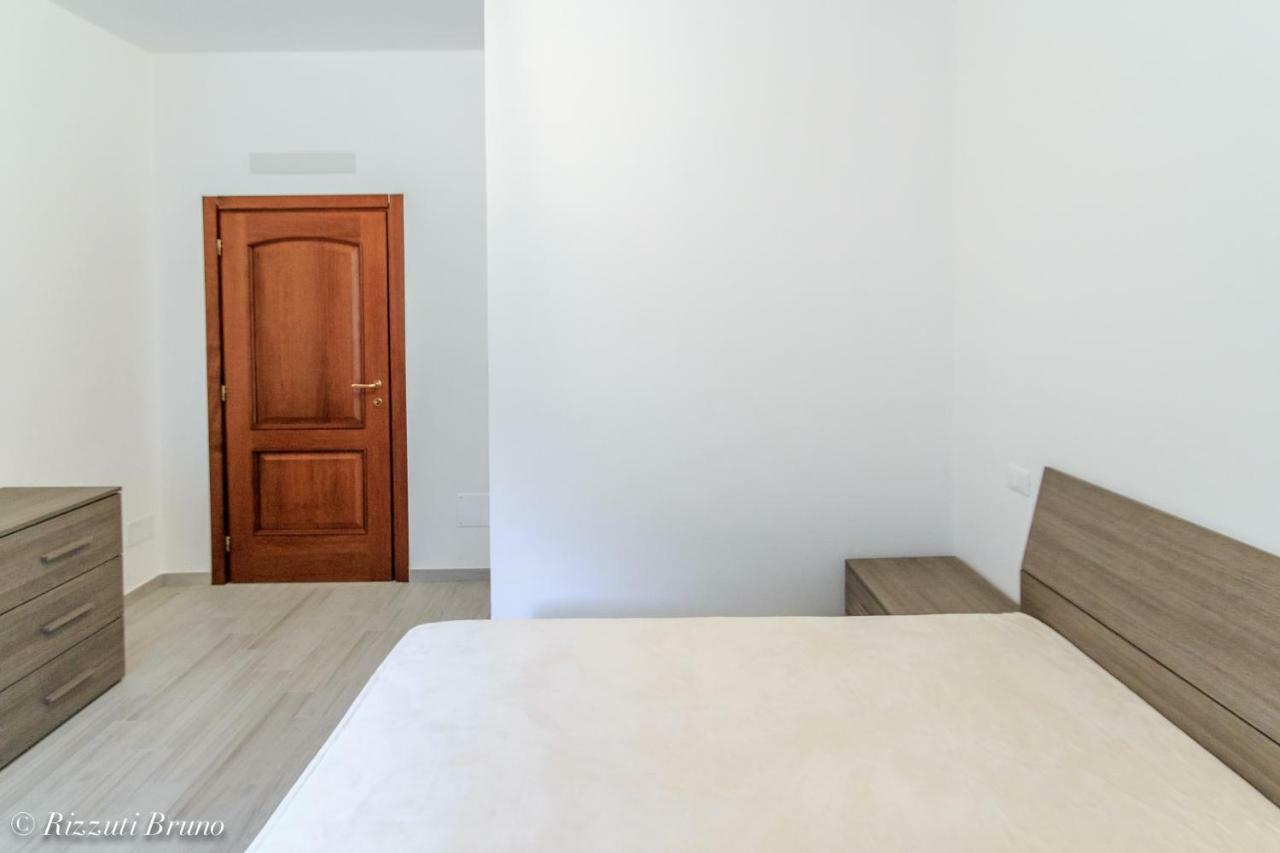 Appartamento Ristrutturato A Nuovo !!! Varazze Eksteriør bilde